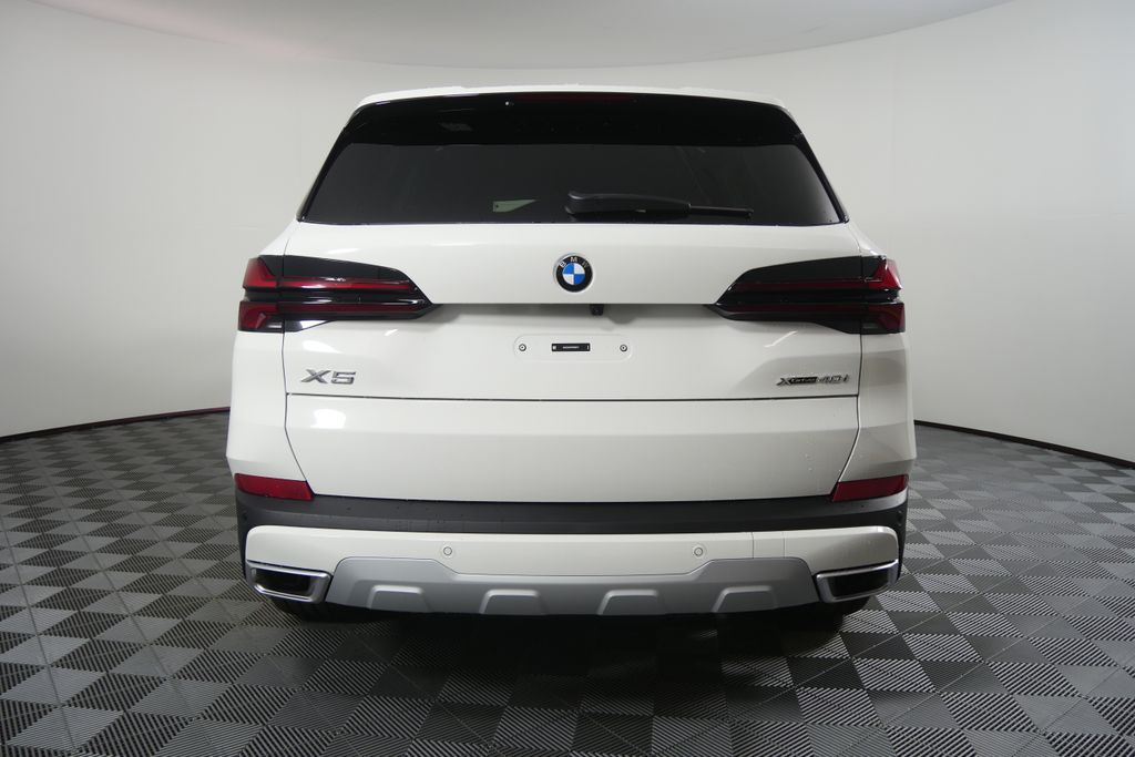 Thumbnail: 2026 BMW X5 - 4