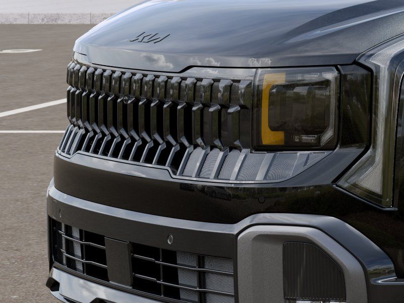 New 2027 Black Kia X-Line S image 12