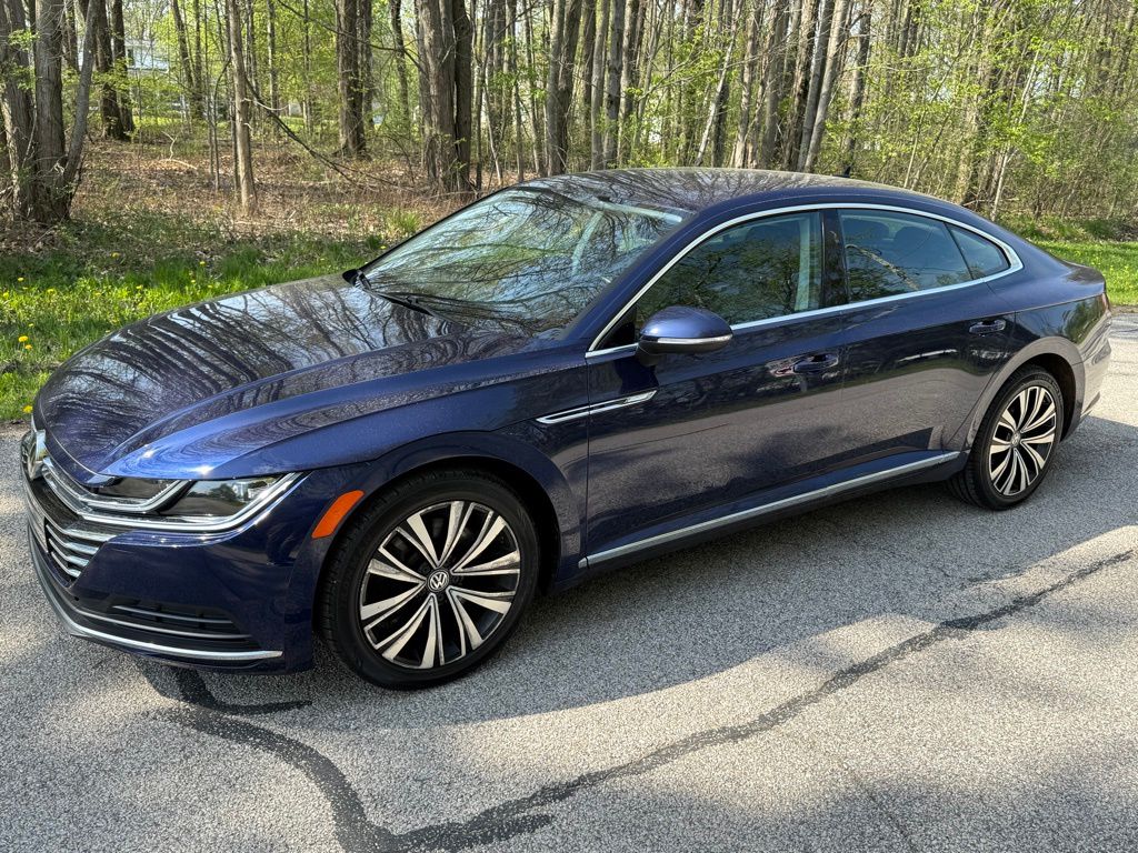 Atlantic Blue Metallic 2019 Volkswagen Arteon SE 4Motion Sedan All-Wheel Drive 8-Speed Automatic