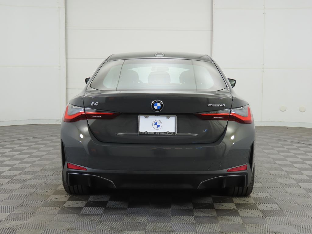 Thumbnail: 2026 BMW i4 - 6