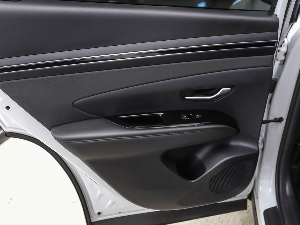 Thumbnail: 2023 Hyundai Tucson - 20