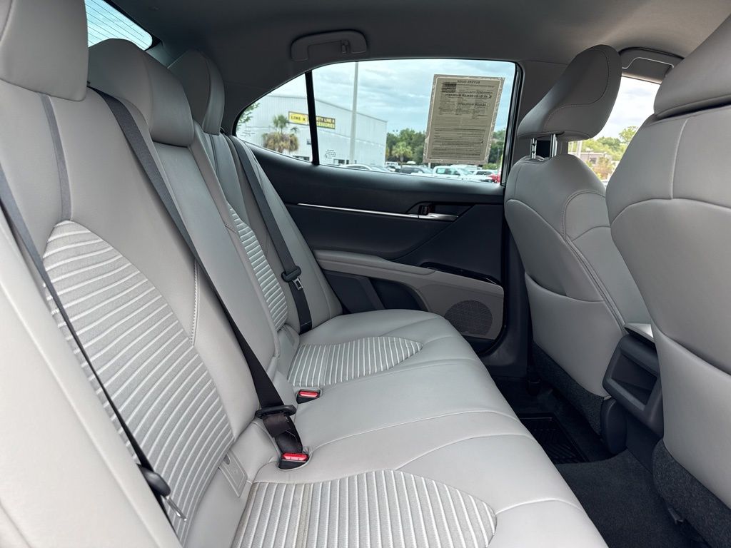 2018 Toyota Camry Hybrid SE