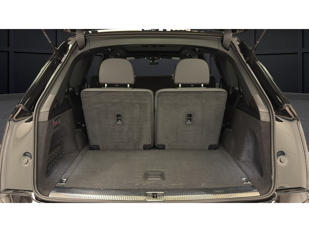 Used 2025 Black Metallic Audi 55 Premium Plus image 27