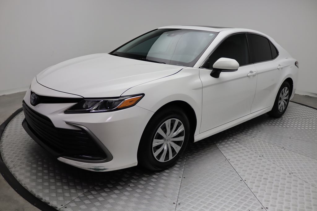 Toyota Camry Hybrid LE FWD