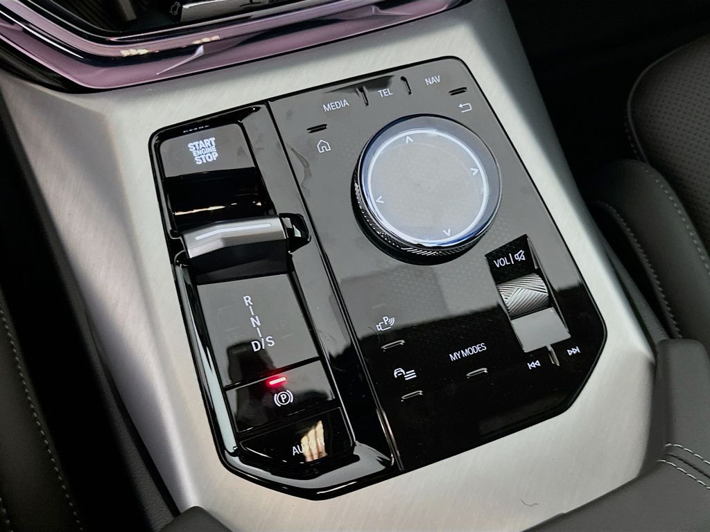 Thumbnail: 2026 BMW X3 - 15