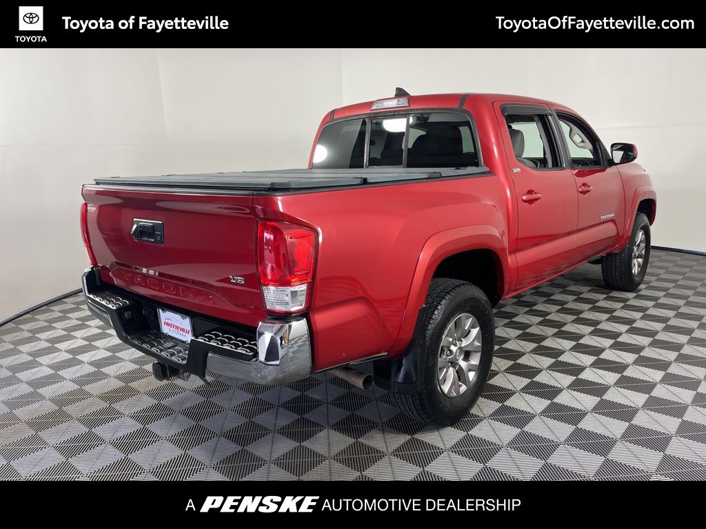 Thumbnail: 2016 Toyota Tacoma - 13