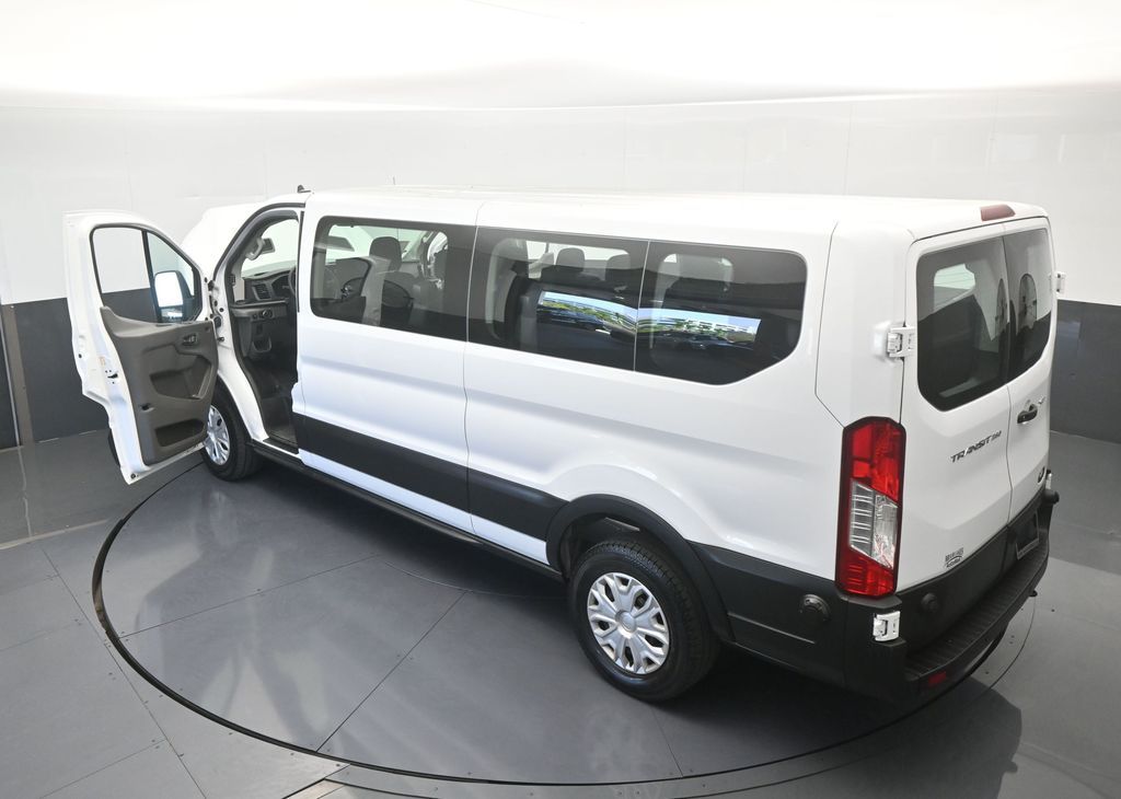 Used 2024 Oxford White Ford XLT image 66