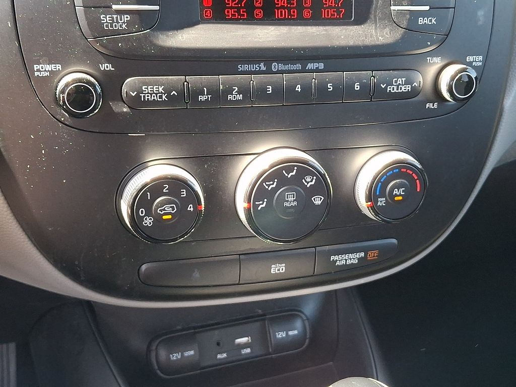 Thumbnail: 2016 Kia Soul - 16
