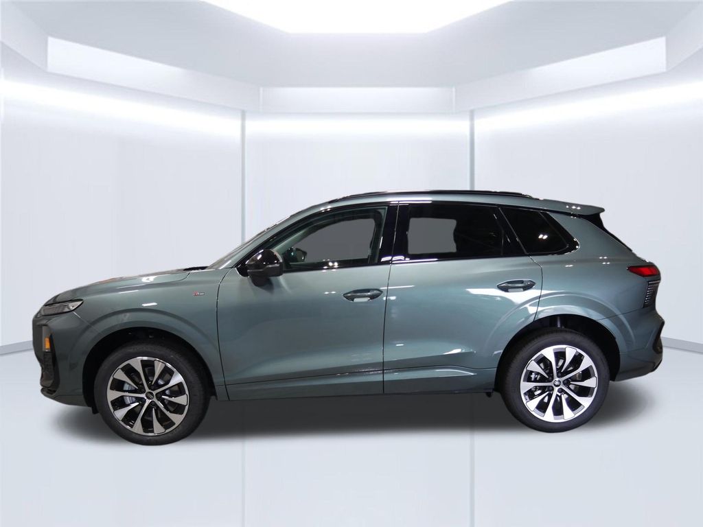 Thumbnail: 2026 Audi Q3 - 2