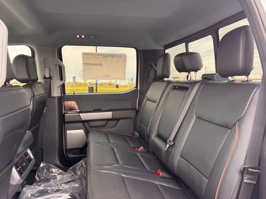 2026 Ford F-350 Super Duty LARIAT