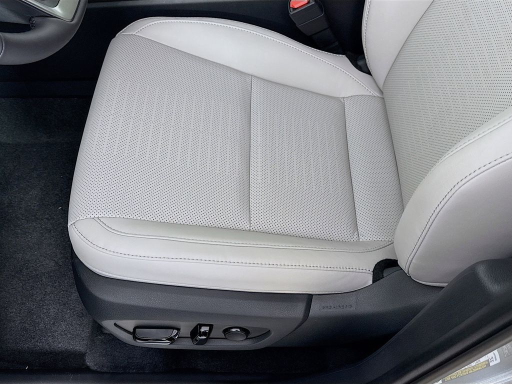 Thumbnail: 2026 Lexus TX - 21