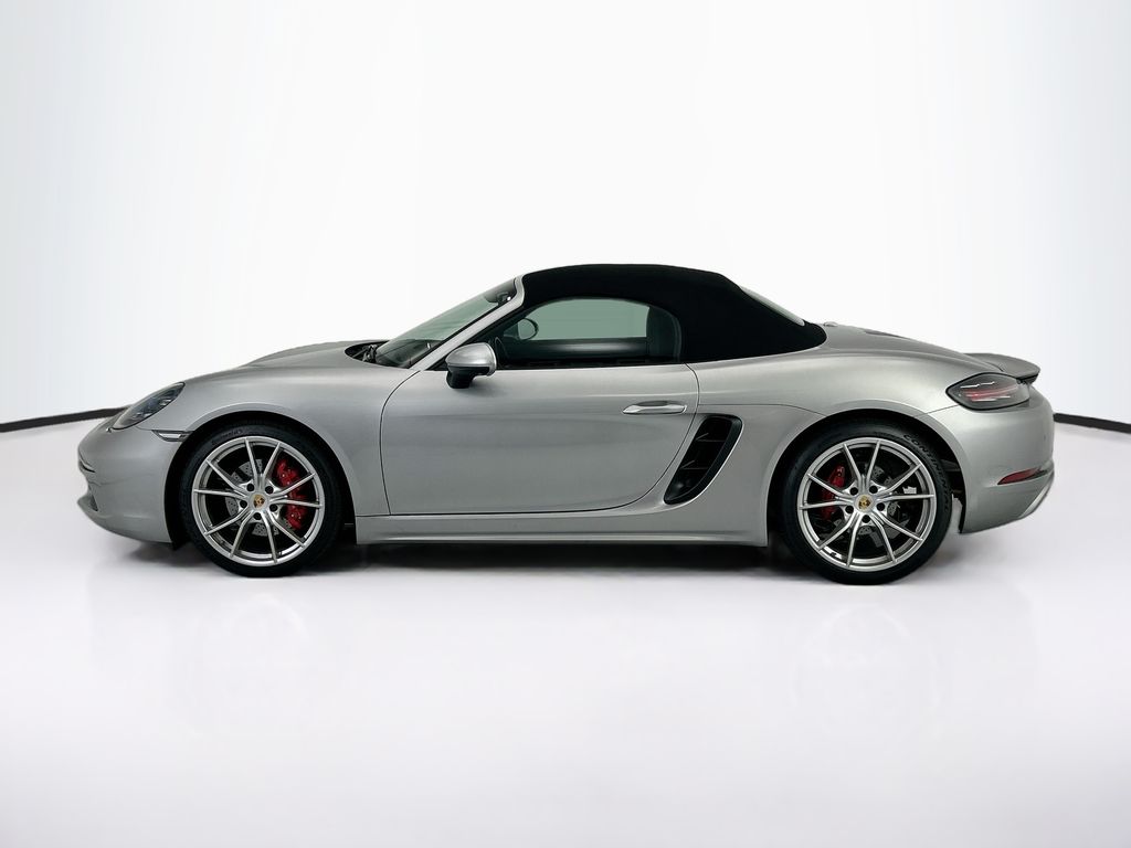 Thumbnail: 2024 Porsche 718 Boxster - 16