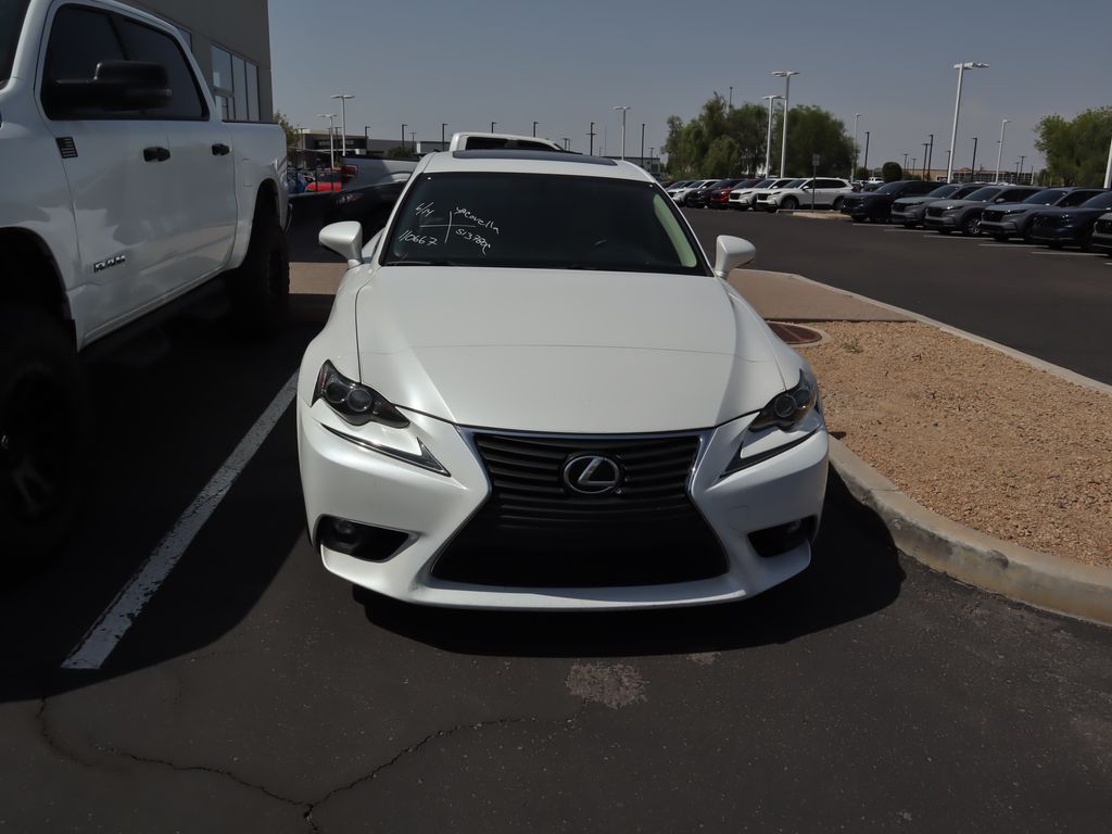 Thumbnail: 2016 Lexus IS - 2