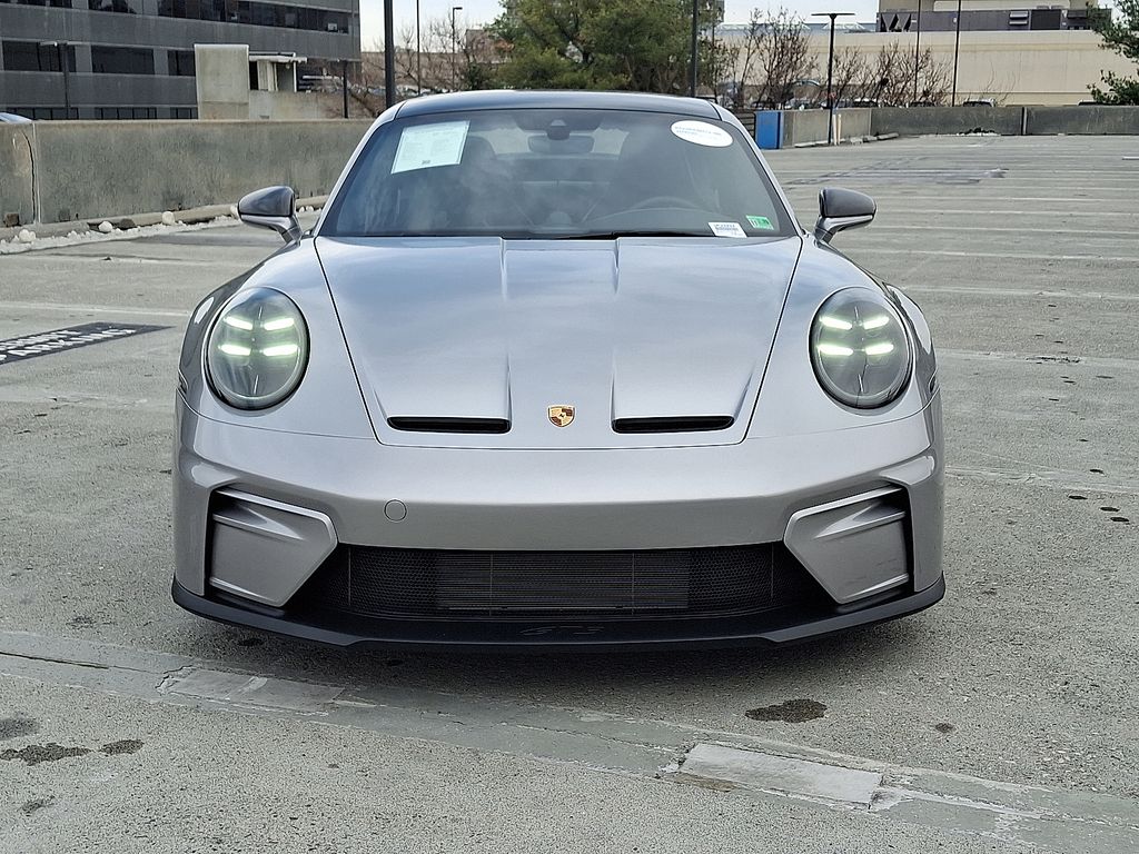 Thumbnail: 2026 Porsche 911 - 6