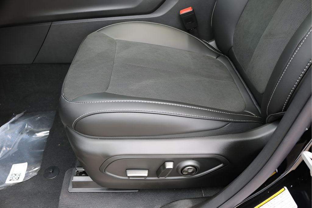 New 2026 Black Jeep Laredo Altitude image 13