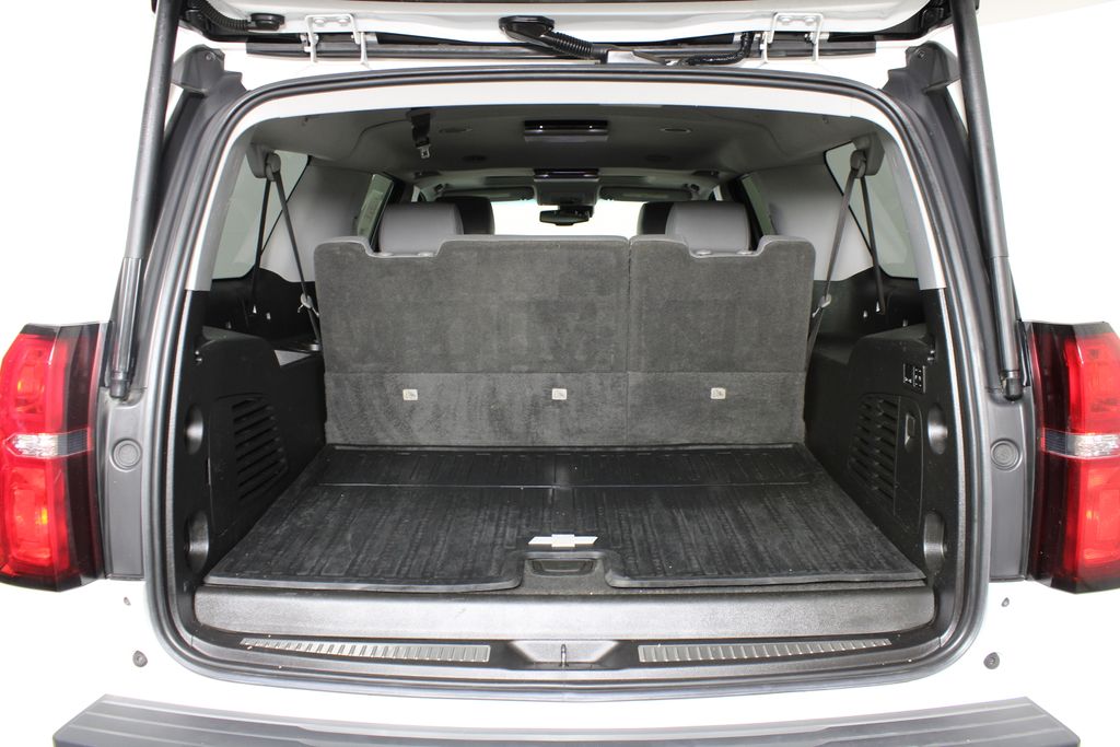 Used 2018 Chevrolet Suburban for sale in 