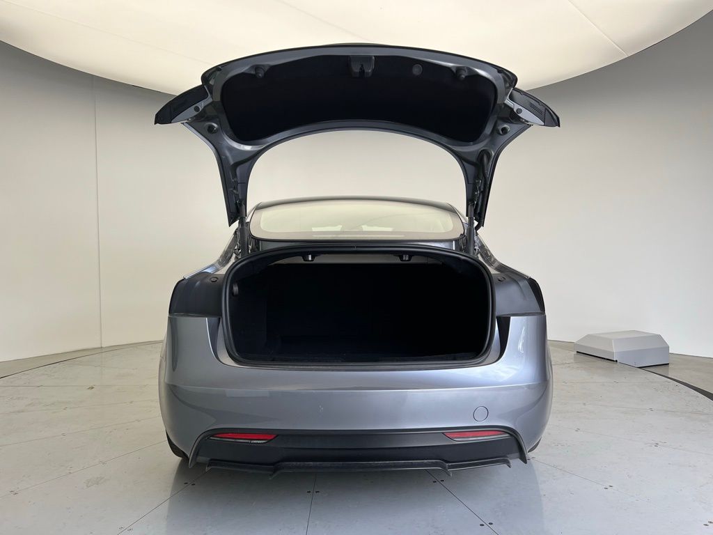 Thumbnail: 2025 Tesla Model 3 - 5