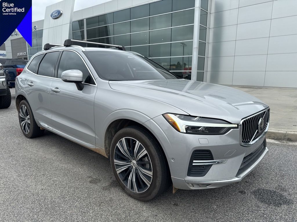 2023 Volvo XC60 B5 Plus Bright Theme