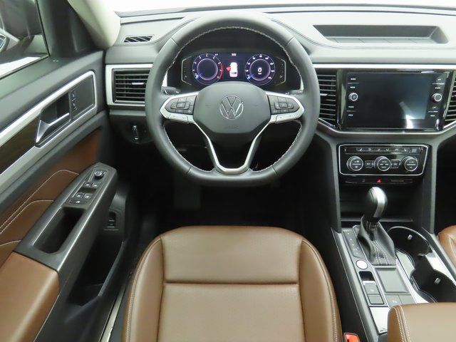 Thumbnail: 2023 Volkswagen Atlas - 10