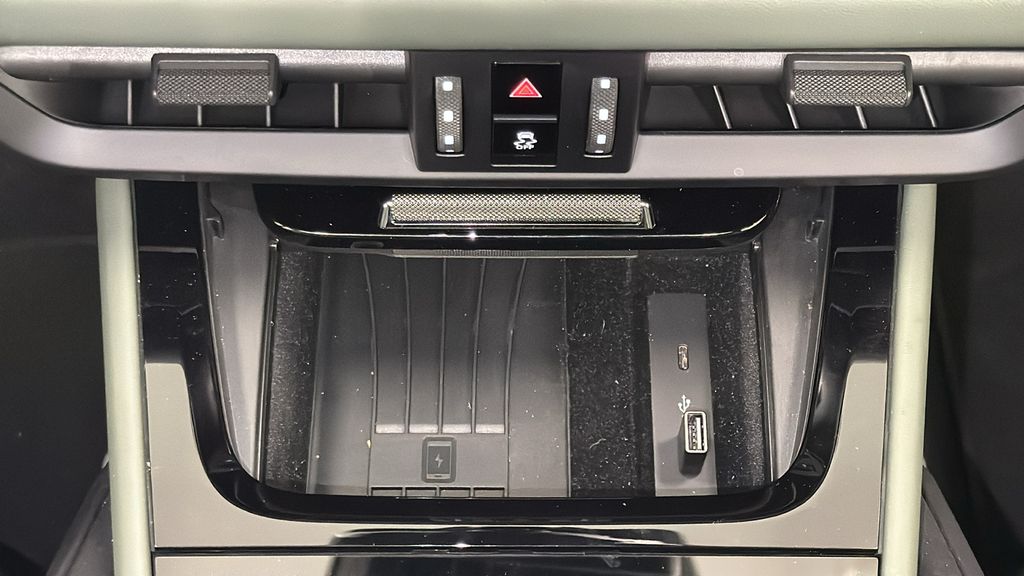 2024 Porsche Cayenne E-Hybrid 28