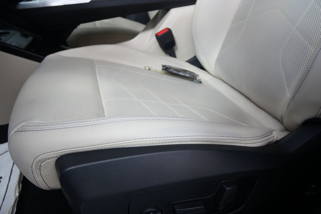 Thumbnail: 2023 BMW X1 - 9