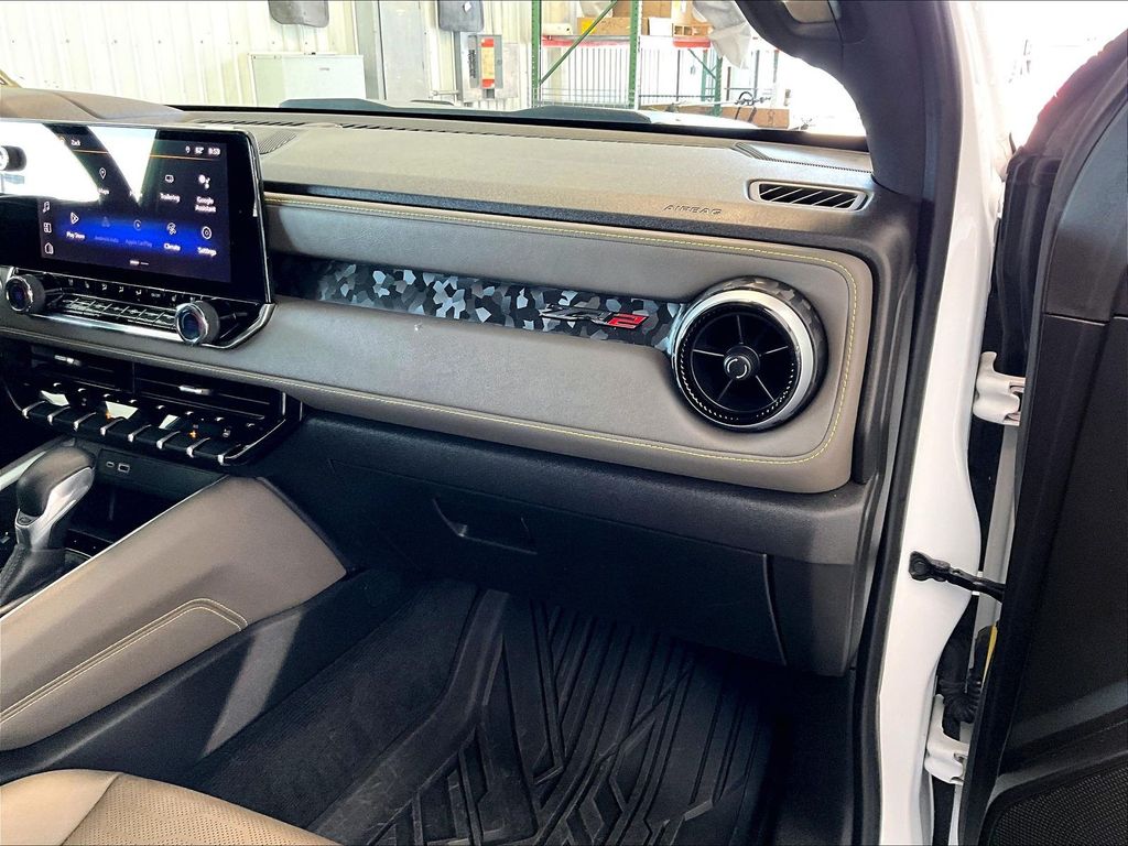 2023 Chevrolet Colorado — photo 13