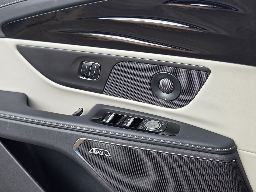 used 2024 Lincoln Nautilus car, priced at $47,494