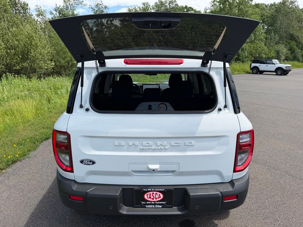 New 2026 White Ford Big Bend image 27