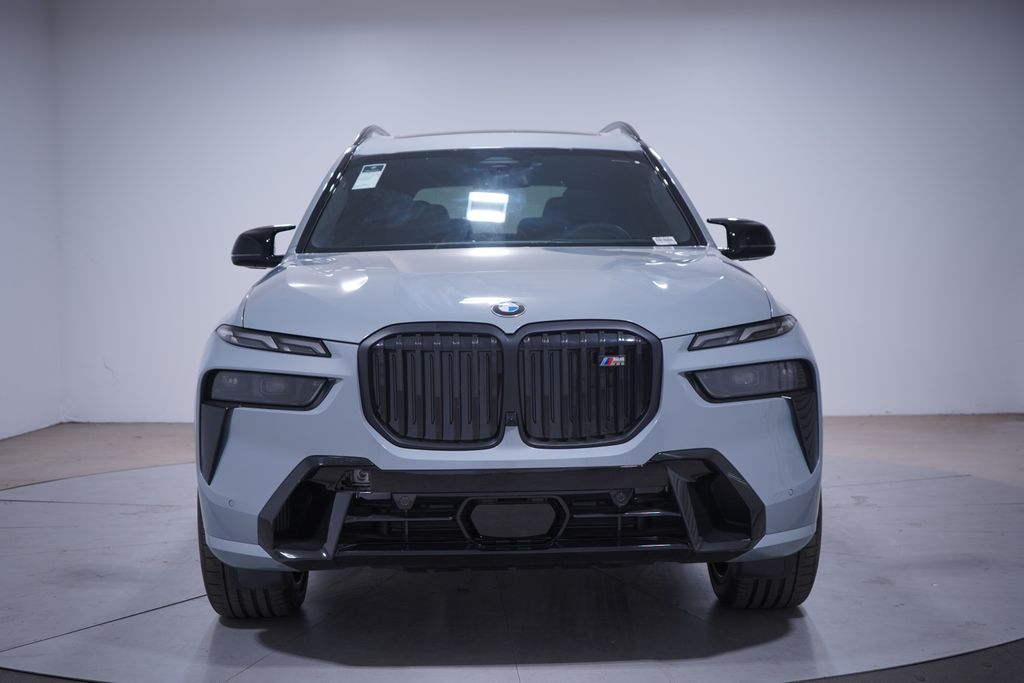 2025 BMW X7 M60i 4