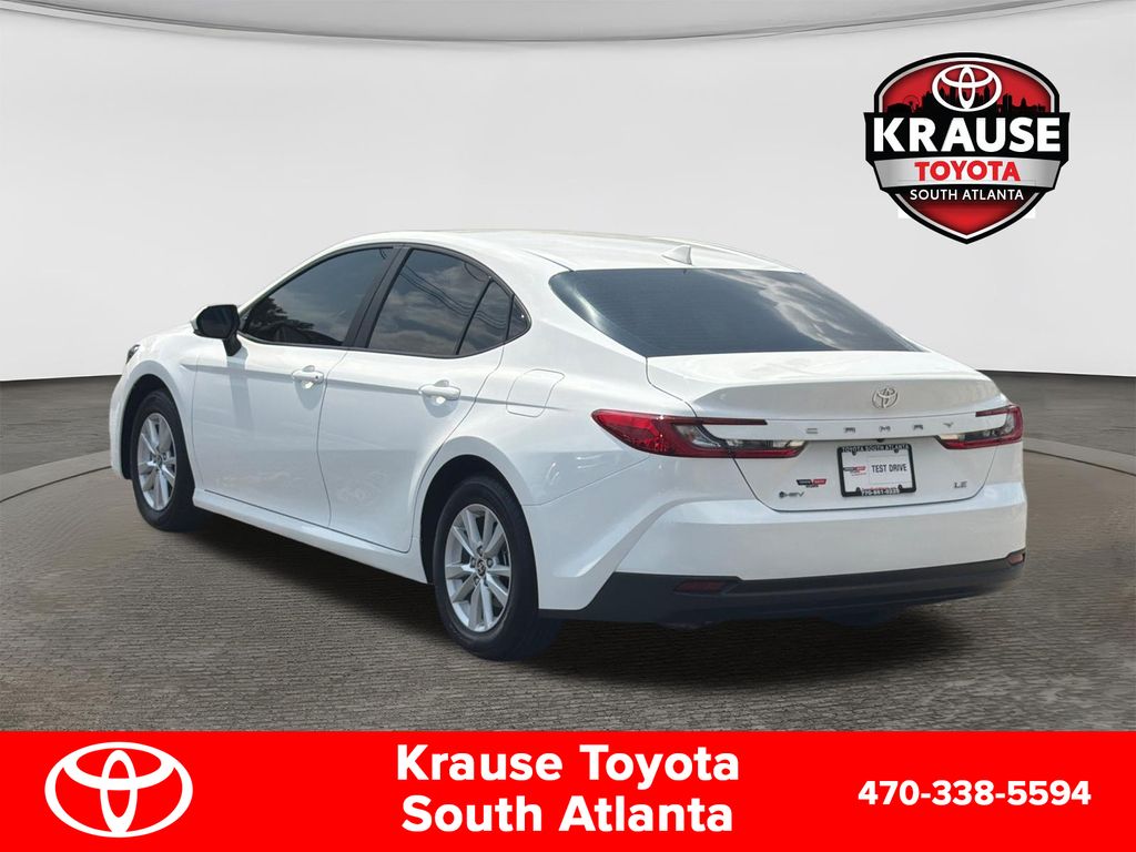 2025 Toyota Camry LE - Photo 6