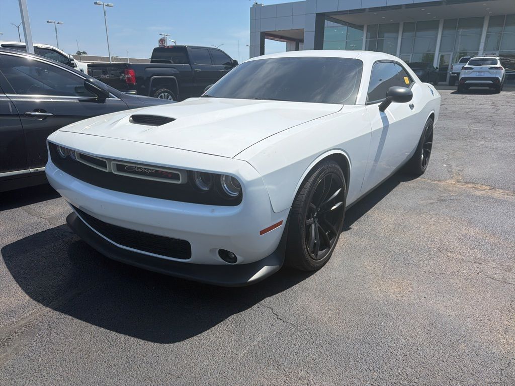 2022 Dodge Challenger R/T's photo