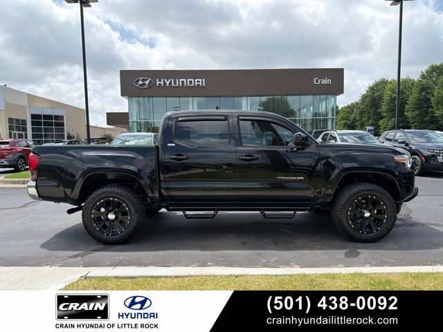 Midnight Black Metallic 2020 Toyota Tacoma Pickup Truck 4X2 6-Speed Automatic