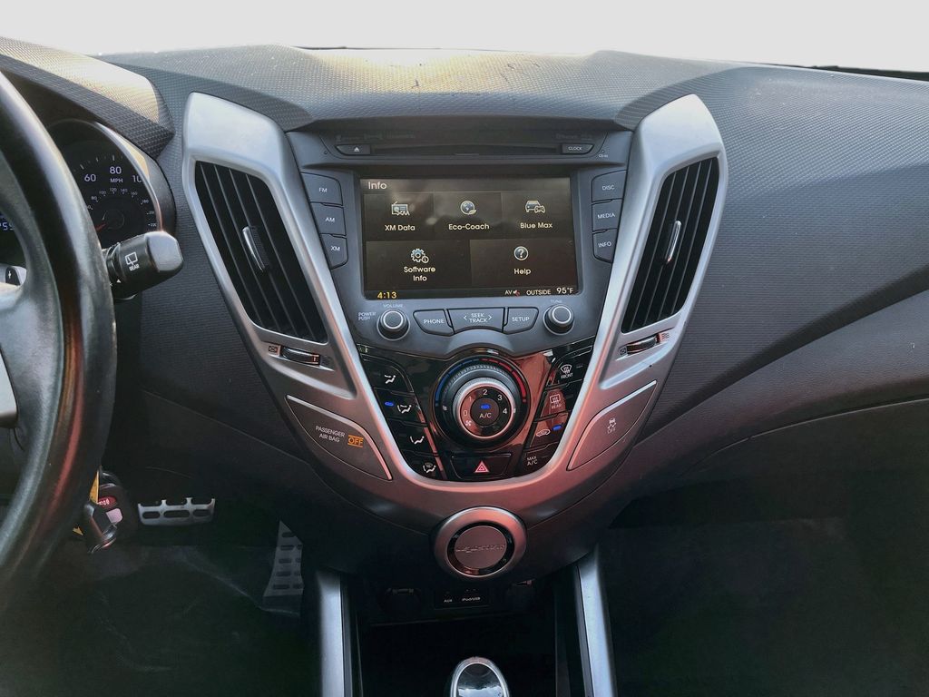 Used 2014 Black Hyundai RE:FLEX image 15