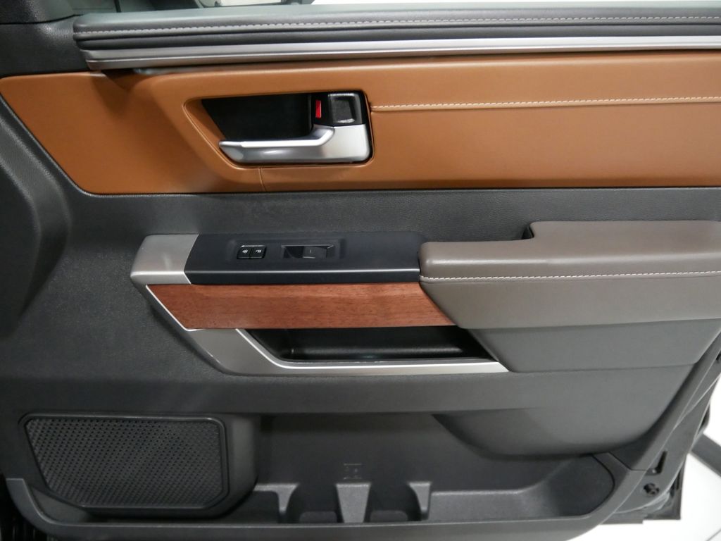 2025 Toyota Tundra 1794 Edition - Photo 29