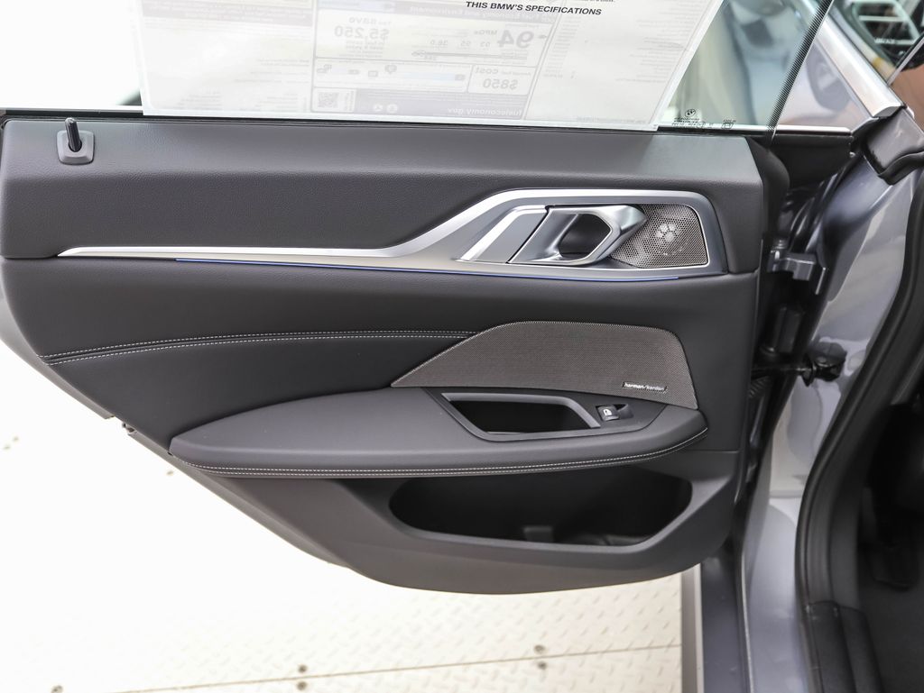 Thumbnail: 2025 BMW i4 - 19