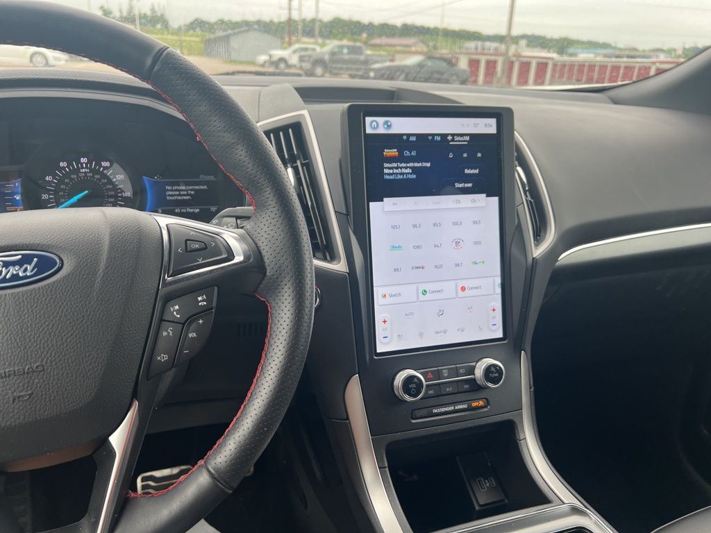 2022 Ford Edge