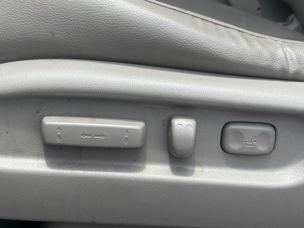 Used 2016 Honda Odyssey Van