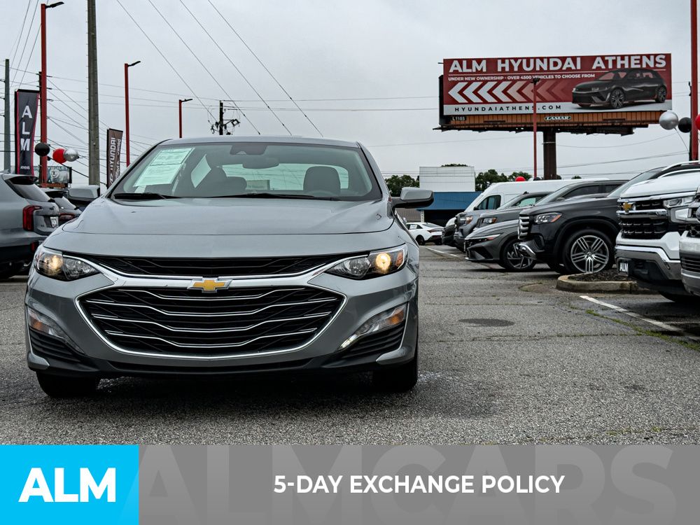 Used 2024 Gray Chevrolet LT image 3