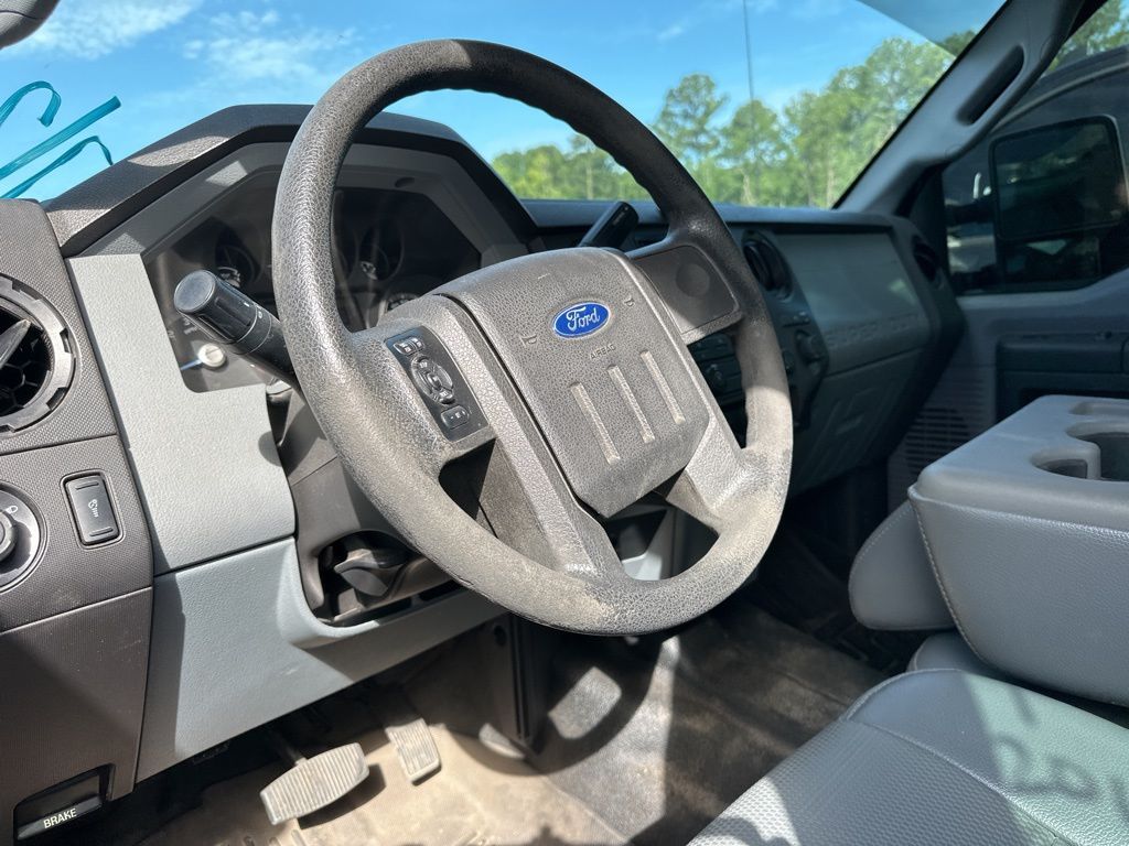 2016 Blue Jeans Metallic Ford F-250SD XL 4X4 Truck