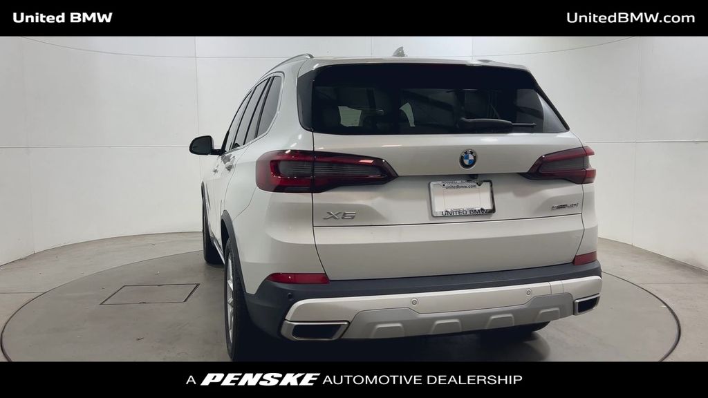 Thumbnail: 2020 BMW X5 - 7