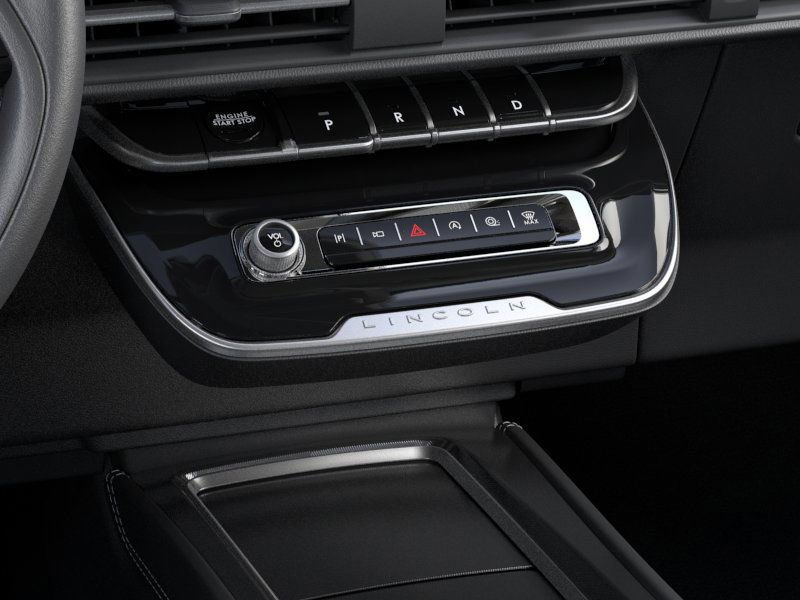 Thumbnail: 2025 Lincoln Corsair - 15