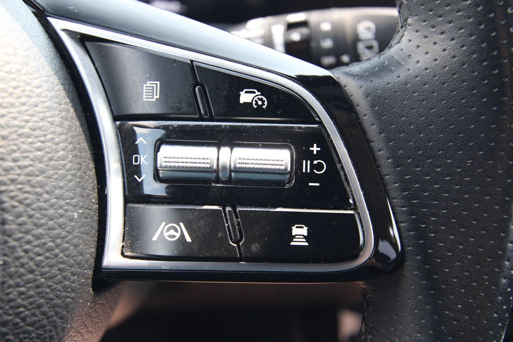 Used 2024 Kia Seltos SUV