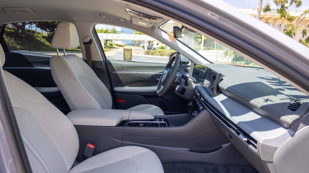 Used 2024 Hyundai Sonata SEL 4D Sedan