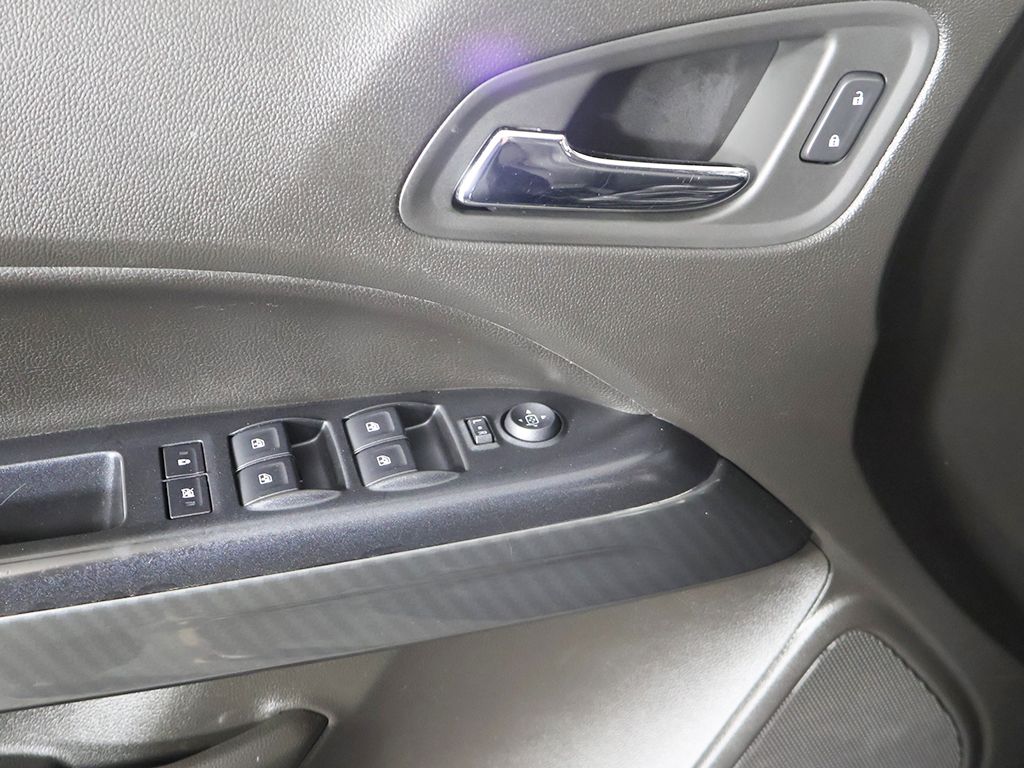 Used 2016 Black GMC SLE1 image 26