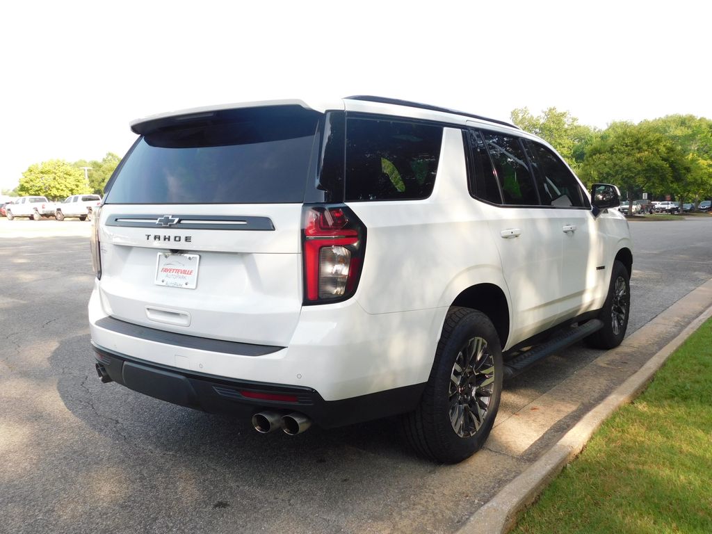 Thumbnail: 2023 Chevrolet Tahoe - 11