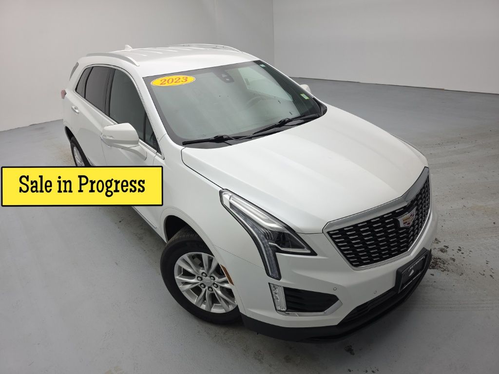 White 2023 Cadillac XT5 Luxury AWD SUV / Crossover Four-Wheel Drive 9-Speed Automatic