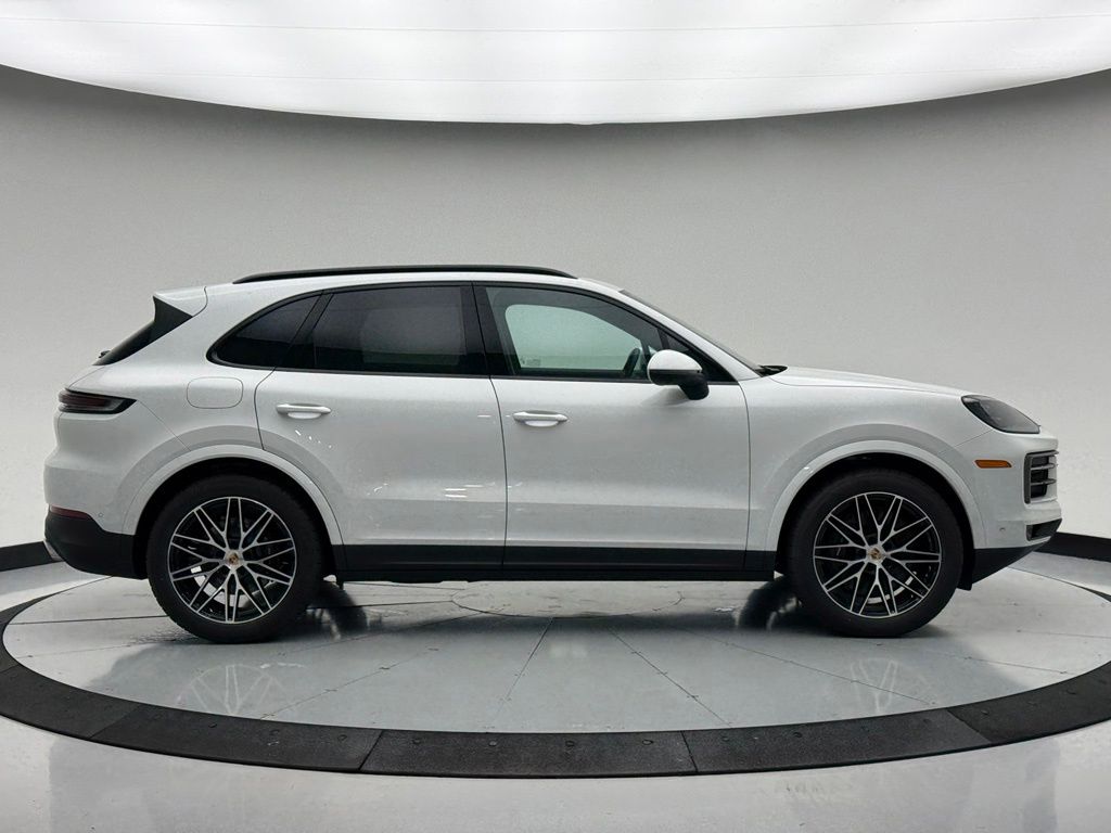 Thumbnail: 2026 Porsche Cayenne - 8