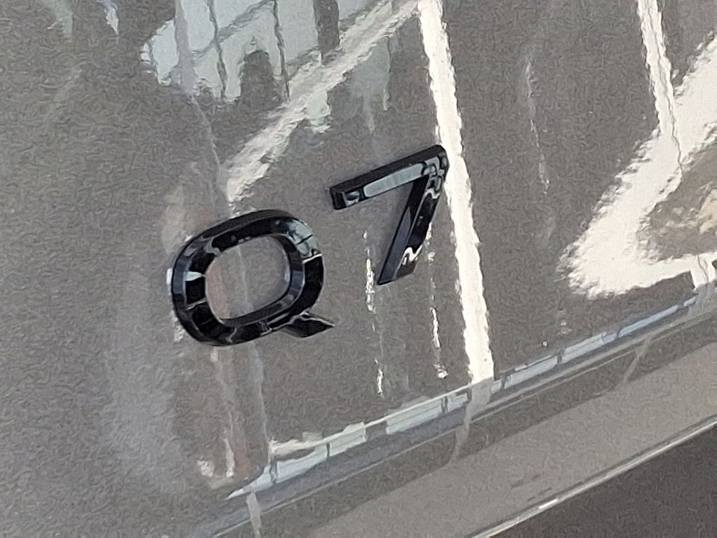 Thumbnail: 2026 Audi Q7 - 22