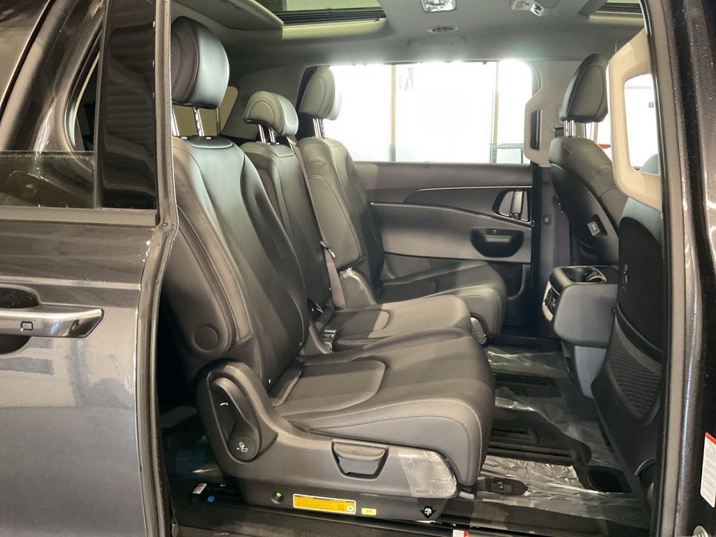 New 2026 Gray Kia SX image 27