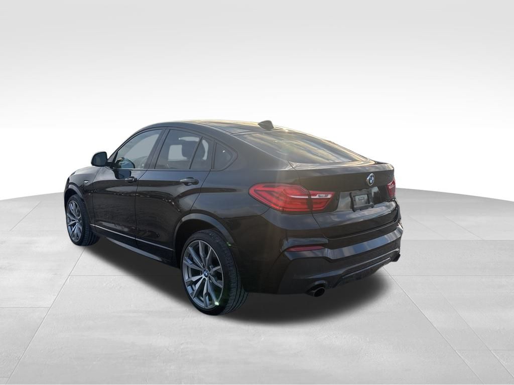 2018 BMW X4 M40i 9